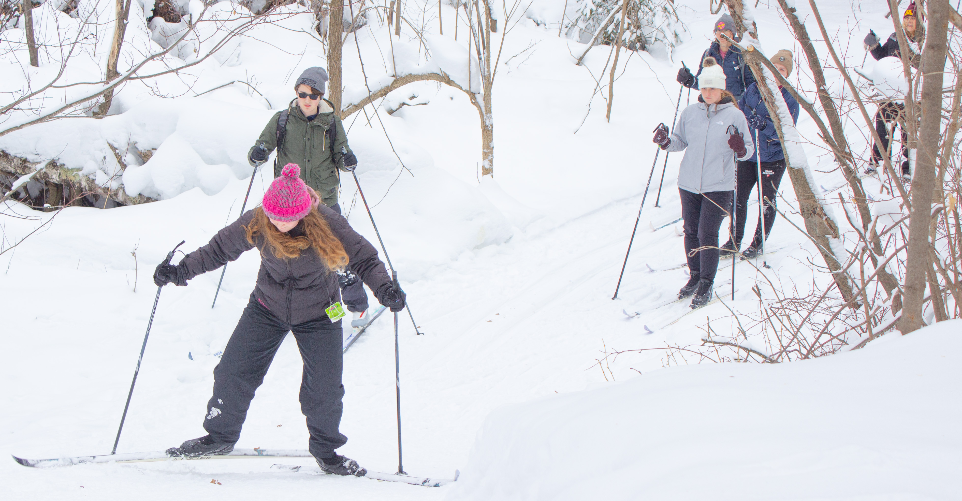students skiing bagley trails